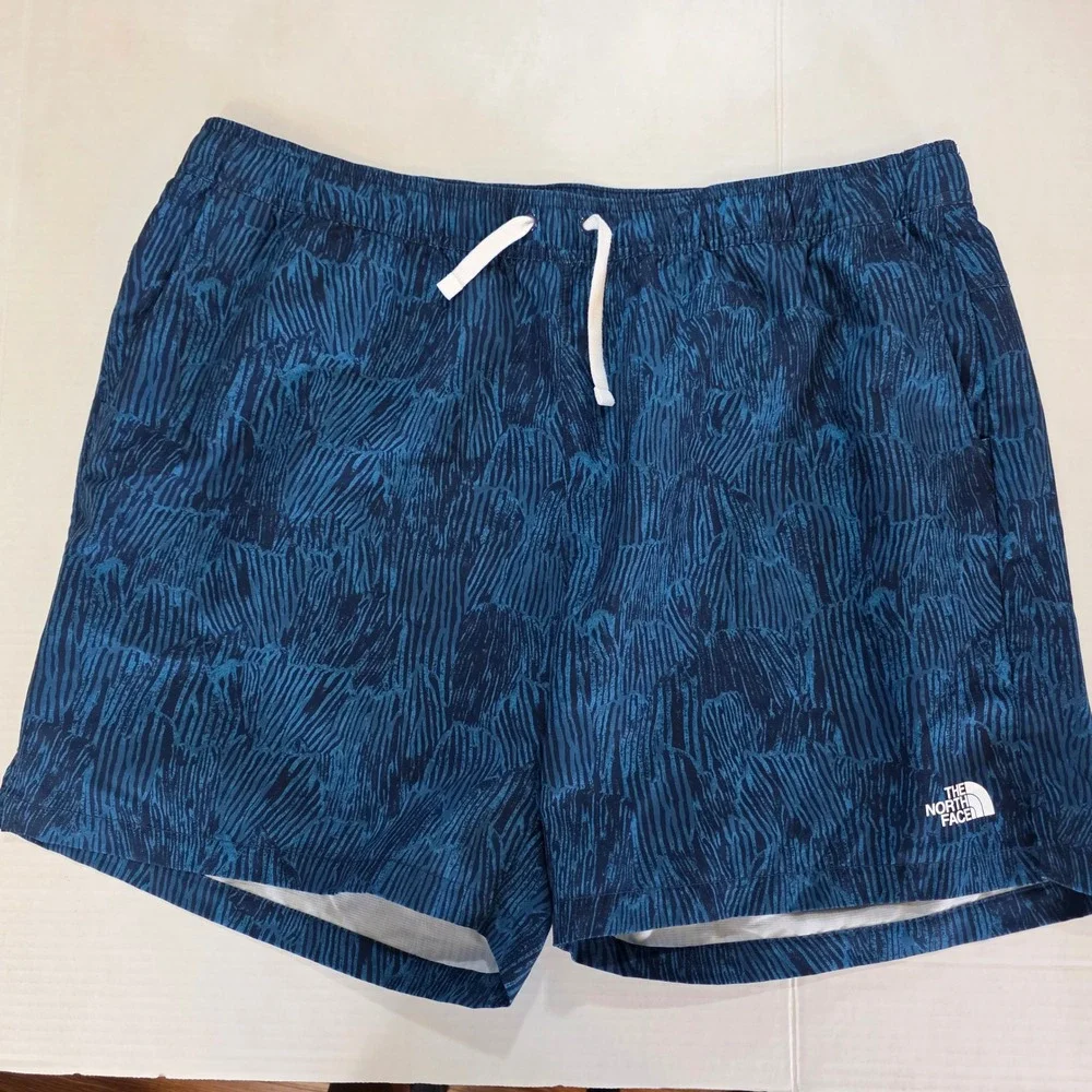 The North Face Printed Action 2.0 Shorts Men XL Blue FlashDry Stretch Drawstring